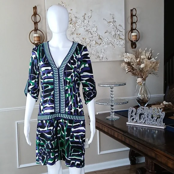 Women's Vibrant Geometric Print V-Neck Dress By BCBGMAXAZRIA. Size S - Picture 13 of 17